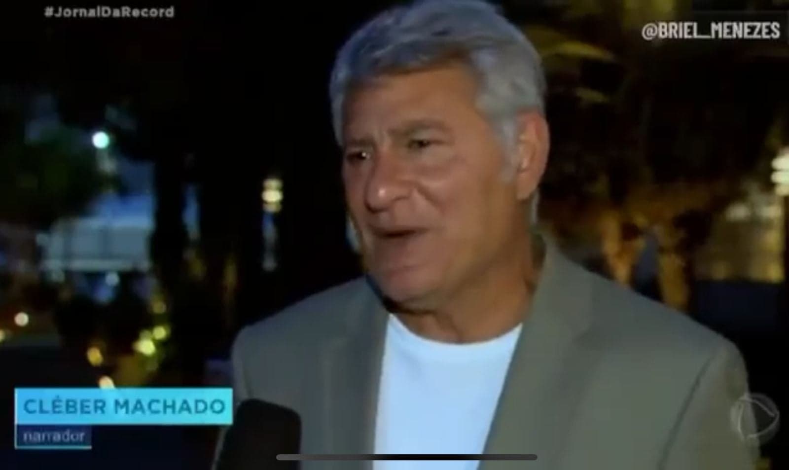 Âncora da Record não se contém ao vivo e fica em êxtase com contratação de estrela da Globo - Foto Reprodução RecordTV Âncora da Record não se contém ao vivo e fica em êxtase com contratação de estrela da Globo - Foto Reprodução RecordTV