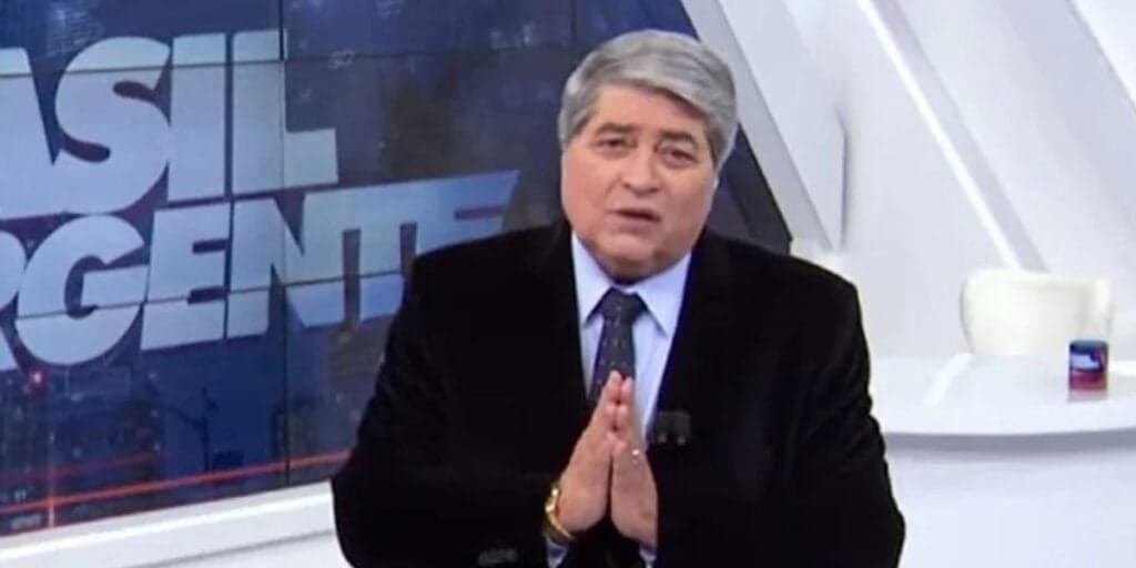 Notícia de saída recebida na Band fez Datena ficar de joelhos ao vivo e metralhar verdades: "Foi duro"
