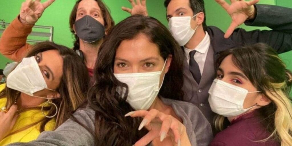 As prantos, atriz da Globo desabafa, expõe perseguição nos bastidores e tudo que sofreu: "Muito triste"