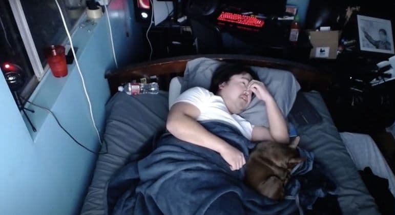 Tem gente ganhando dinheiro para dormir (Foto Reprodução/Internet) Tem gente ganhando dinheiro para dormir (Foto Reprodução/Internet)