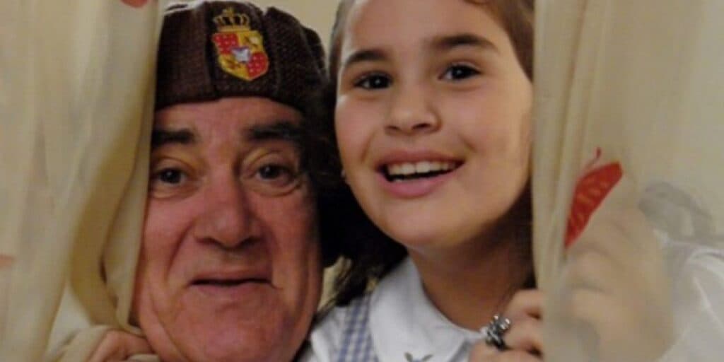 Filha de Renato Aragão, o Didi, cresceu, é a mais linda e está calando a boca de quem a chamava de feia