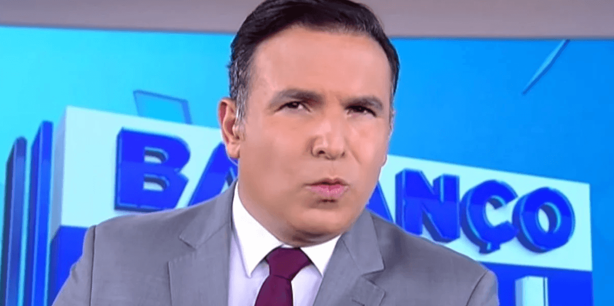 Reinaldo Gottino no comando do "Balanço Geral" da Record (Foto Reprodução/R7) Reinaldo Gottino no comando do "Balanço Geral" da Record (Foto Reprodução/R7)