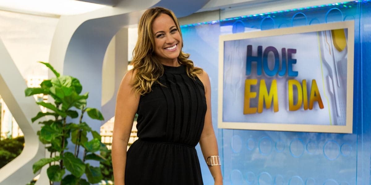 A jornalista do Hoje em Dia, da Record, Renata Alves - Foto Reprodução Internet A jornalista do Hoje em Dia, da Record, Renata Alves - Foto Reprodução Internet