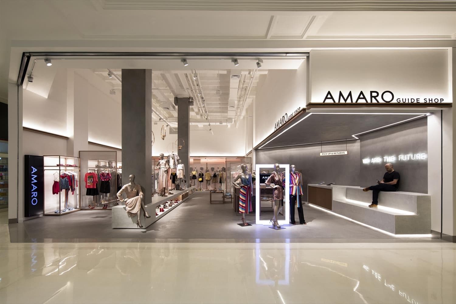 Amaro, uma grande loja de roupas, que sem dúvidas você já fez compras, baixa as portas e dá péssima notícia ao público - Foto Reprodução Internet Amaro, uma grande loja de roupas, que sem dúvidas você já fez compras, baixa as portas e dá péssima notícia ao público - Foto Reprodução Internet