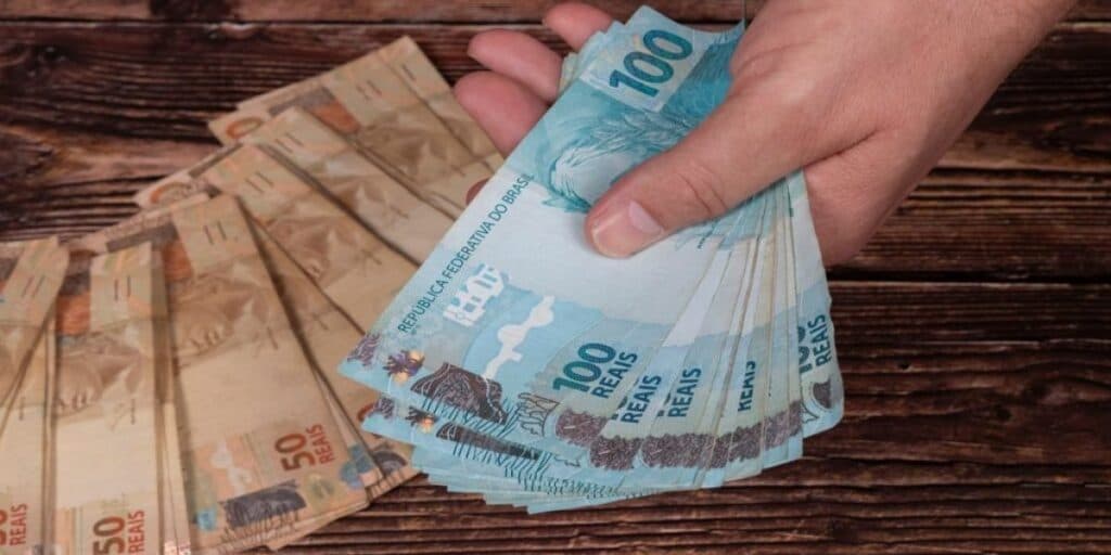 Benefício acaba de ser liberado aos brasileiros e você precisa saber disso para ver se tem direito