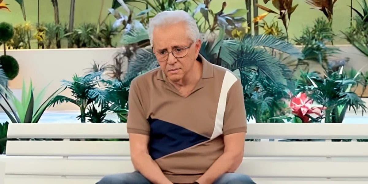 Carlos Alberto de Nóbrega na Praça é Nossa, do SBT - Foto Reprodução Internet Carlos Alberto de Nóbrega na Praça é Nossa, do SBT - Foto Reprodução Internet