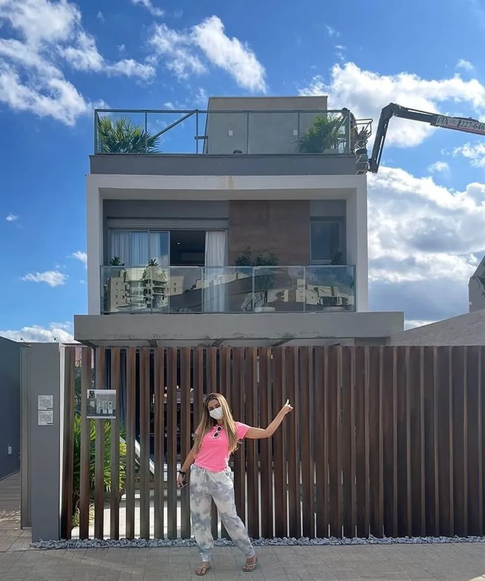 Lexa mostra a sua nova casa aos seus seguidores - Foto Reprodução Instagram Lexa mostra a sua nova casa aos seus seguidores - Foto Reprodução Instagram