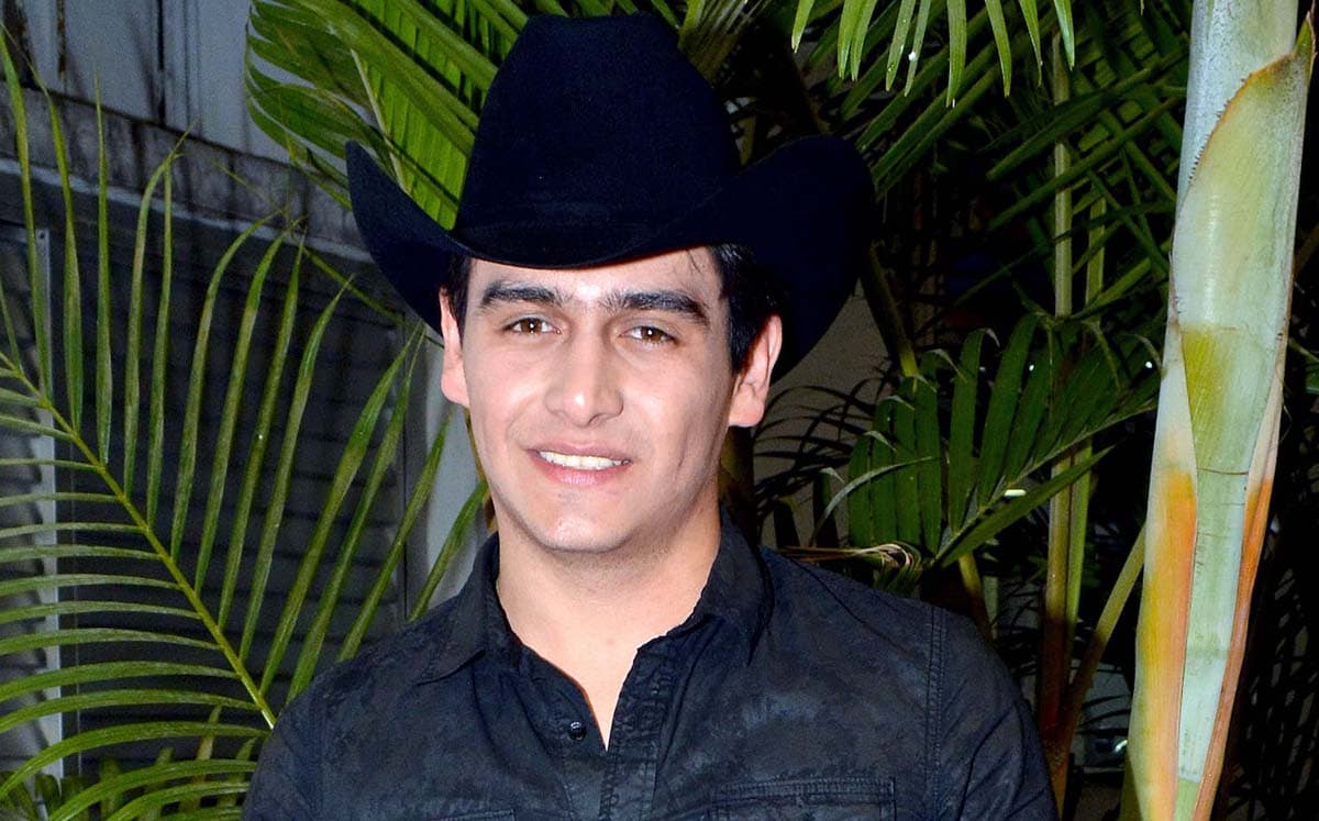 O ator mexicano Julián Figueroa, estrela das novelas do SBT - Foto Reprodução Internet1 O ator mexicano Julián Figueroa, estrela das novelas do SBT - Foto Reprodução Internet1