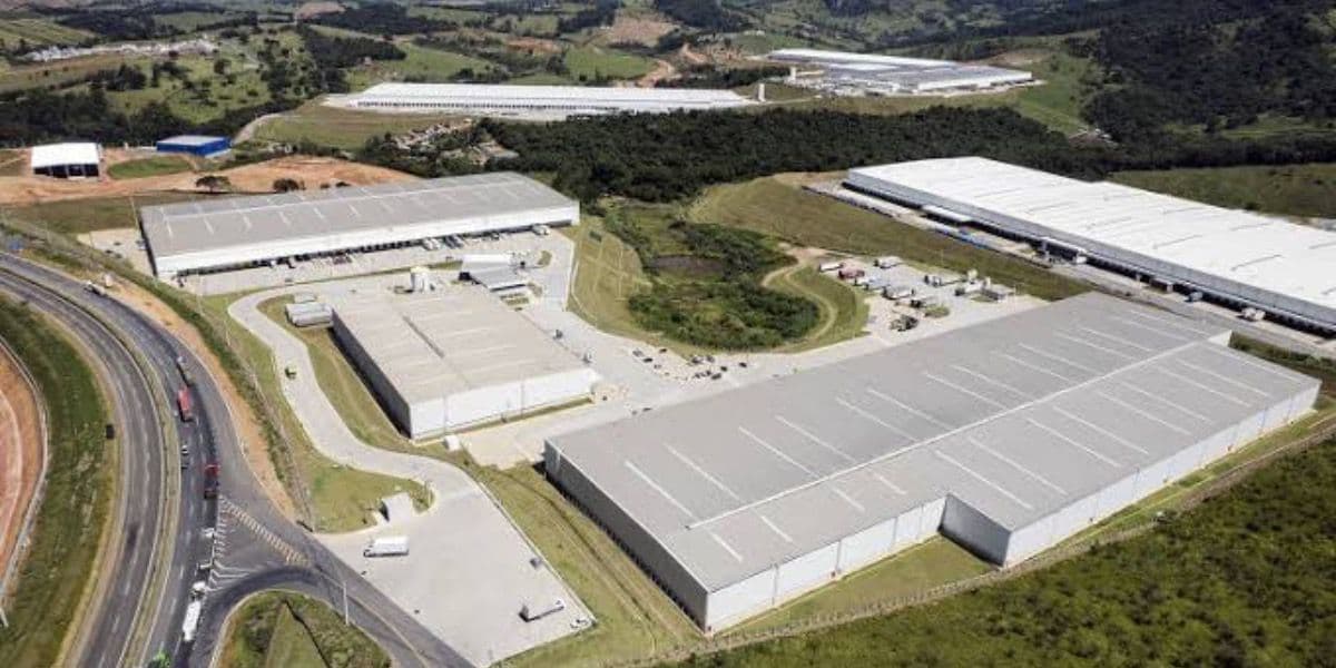 Fábrica da empresa varejista (Reprodução/Internet) Fábrica da empresa varejista (Reprodução/Internet)