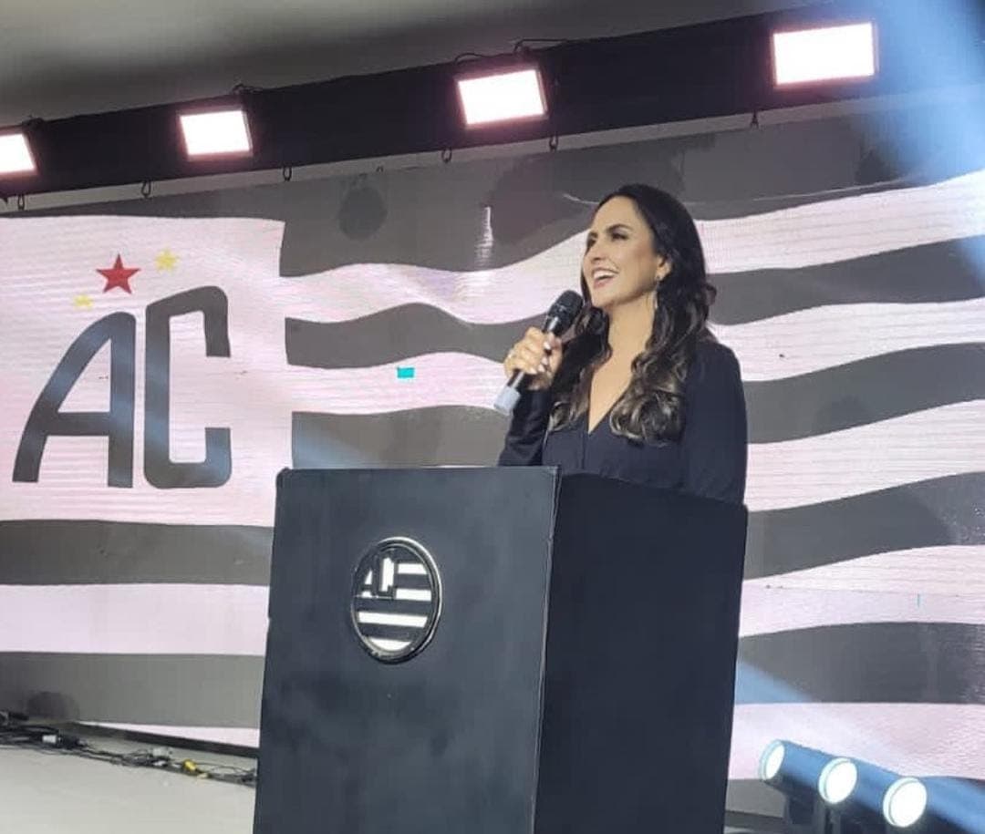 A jornalista está fazendo algumas palestras (Reprodução: Instagram) A jornalista está fazendo algumas palestras (Reprodução: Instagram)