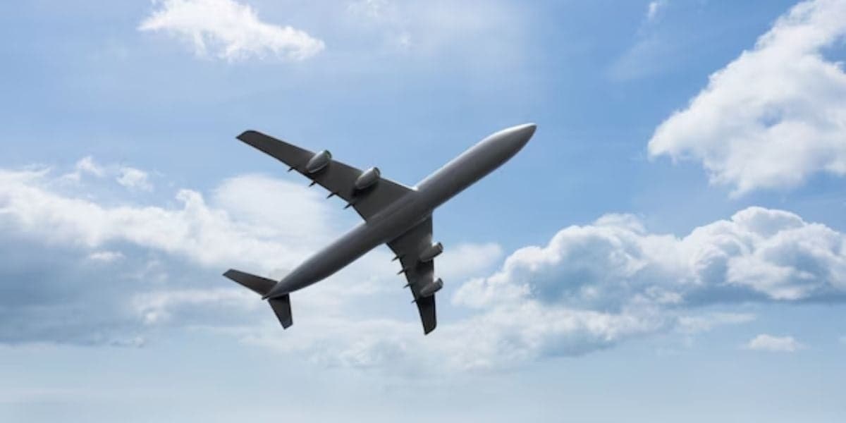 Atenção: Chega notícia PÉSSIMA para quem quer viajar de avião em 2023 e você precisa estar ciente - Foto Reprodução Internet Atenção: Chega notícia PÉSSIMA para quem quer viajar de avião em 2023 e você precisa estar ciente - Foto Reprodução Internet
