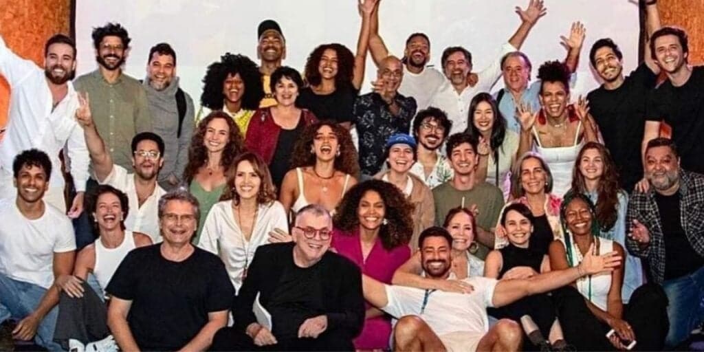 Veterana da Globo, no ar em "Terra e Paixão", detonou papel em novela: "Encheção de linguiça"