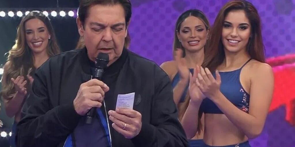 Bailarina de Faustão expõe salário humilhante na Globo e entrega o que recebia na Band: "200 a 300 reais"