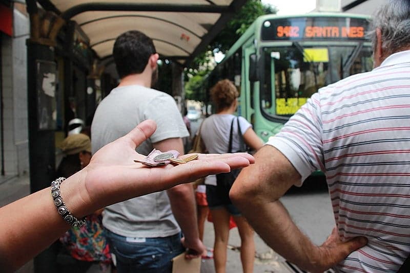 O aumento nas passagens de ônibus das cidades - Foto Reprodução Internet O aumento nas passagens de ônibus das cidades - Foto Reprodução Internet