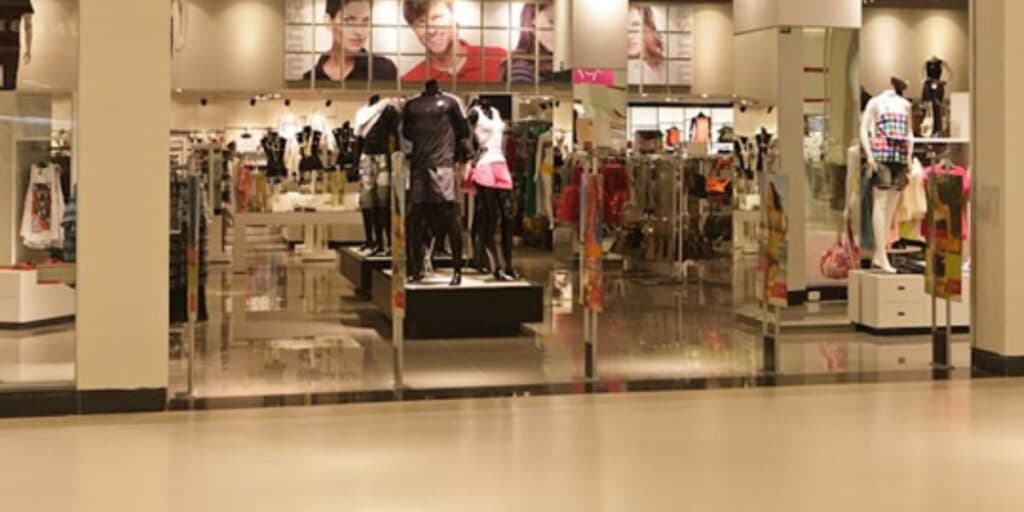 R$149 milhões de prejuízo e acusação de falência: O comunicado de gigante do varejo sobre real situação