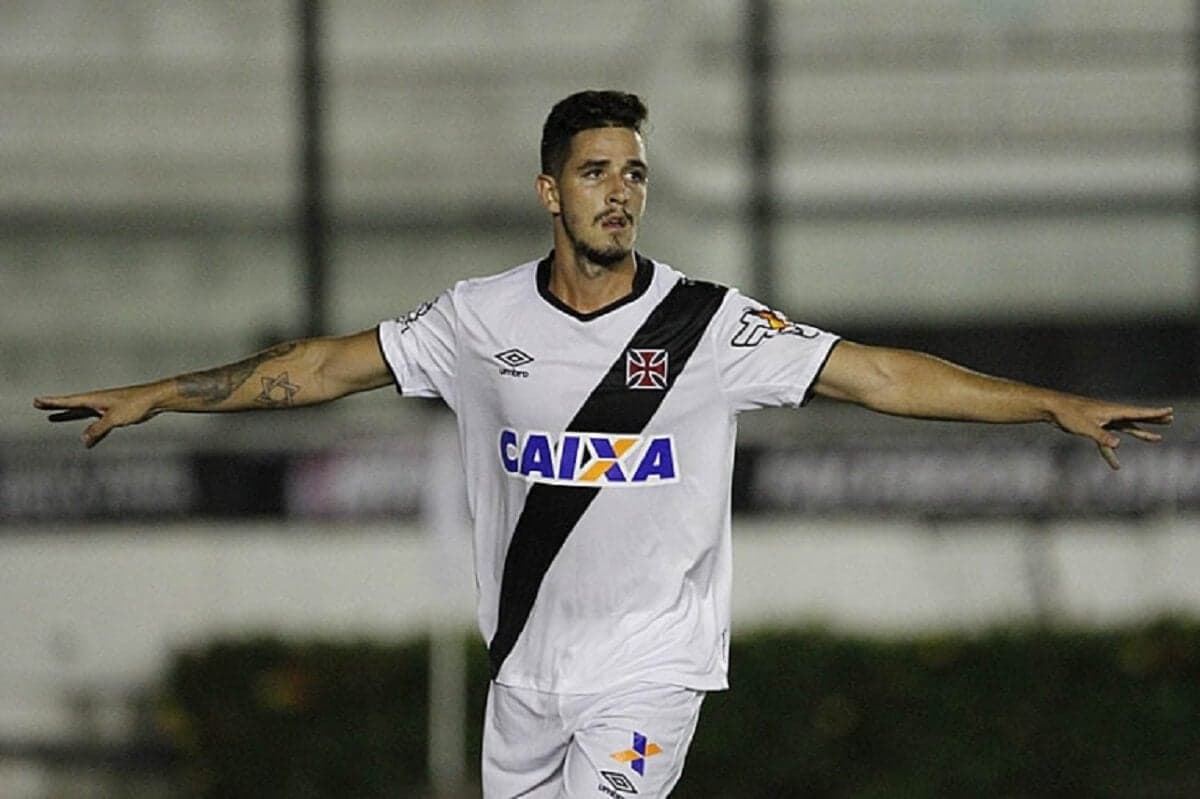 O ex-jogador do Vasco, o zagueiro, Kadu Fernandes no time - Foto Reprodução Instagram O ex-jogador do Vasco, o zagueiro, Kadu Fernandes no time - Foto Reprodução Instagram