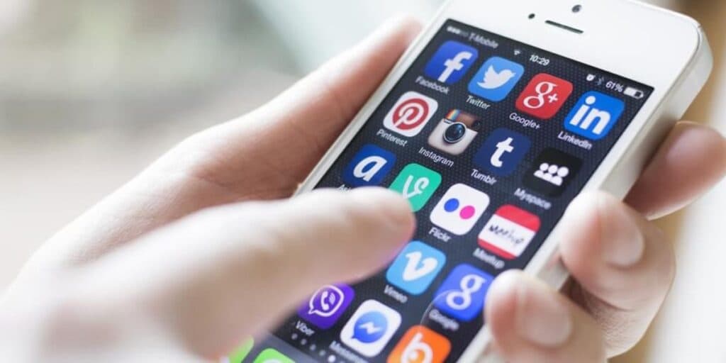 R$5 bilhões: Rede social mais amada no Brasil acabou comprada pelo Facebook por fortuna e muitos não sabem