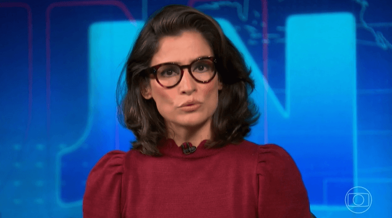 Renata Vasconcellos no Jornal Nacional da Globo - Foto Reprodução Globo Renata Vasconcellos no Jornal Nacional da Globo - Foto Reprodução Globo