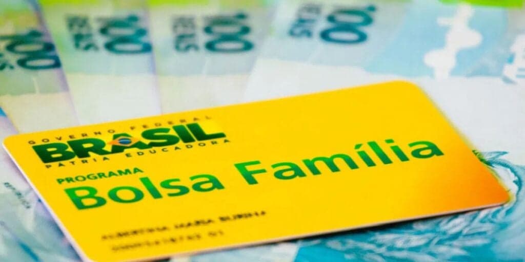 Valor DESBLOQUEADO: Bolsa Família vai fazer pagamentos retroativos para estes beneficiários ainda em junho