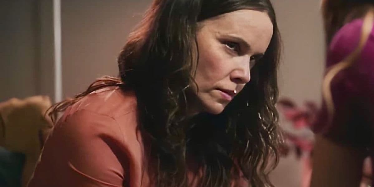Débora Falabella é a Lucinda em Terra e Paixão - Foto Reprodução Globo Débora Falabella é a Lucinda em Terra e Paixão - Foto Reprodução Globo
