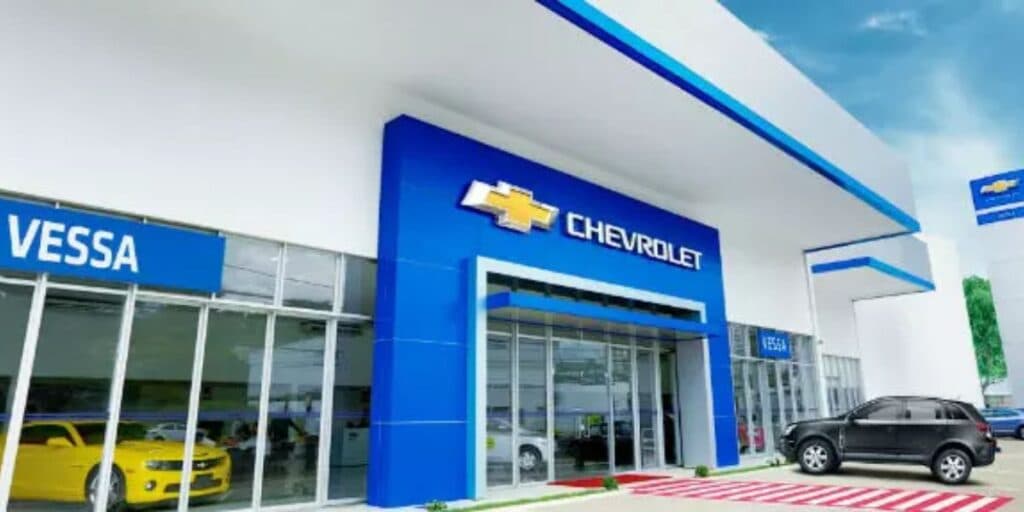 Corre: Carros populares da Chevrolet ficam R$ 30 mil mais baratos e ONIX e Montana também estão na lista