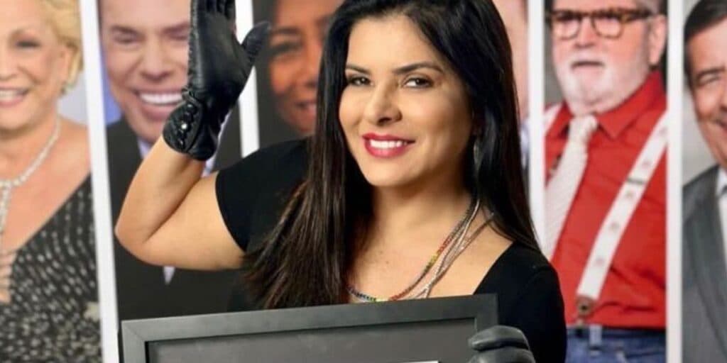 Mara Maravilha afirma: “Estou voltando para a TV, mas agora também sou da internet”