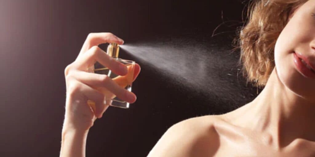 Os mais ELOGIADOS: 5 perfumes mais CHEIROSOS para mulheres que são perfeitos para usar durante o dia