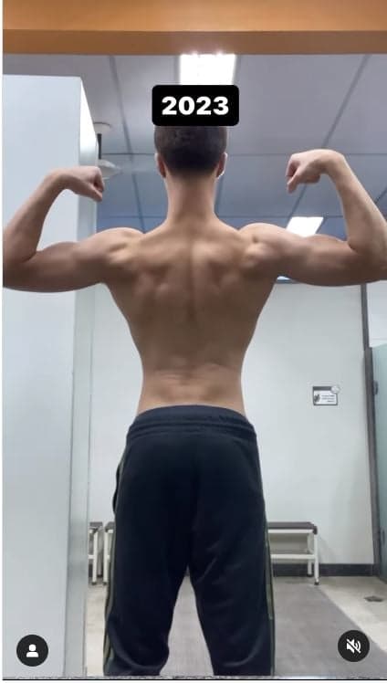 O ator Vitor Figueiredo mostrando sua evolução muscular em 2023 - Foto Reprodução Internet O ator Vitor Figueiredo mostrando sua evolução muscular em 2023 - Foto Reprodução Internet