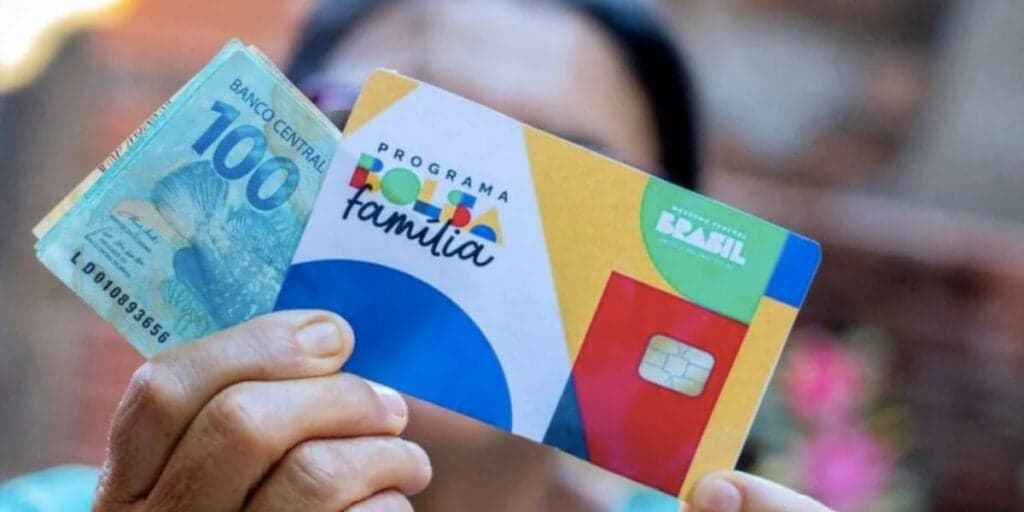 Corre: Bolsa Família libera 13º salário em estado e beneficiários precisam se ATENTAR para o prazo de saque