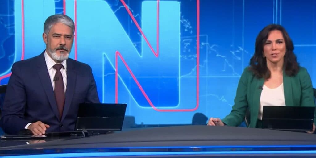 Com Renata Vasconcellos fora do ar, Ana Paula Araújo assume JN e abre com notícia forte: "Crucial"