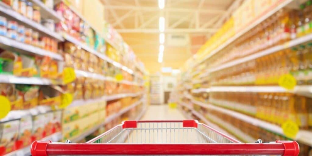 RISCO: 16 alimentos não devem ser comidos de JEITO NENHUM por essas pessoas e podem causar problemas graves