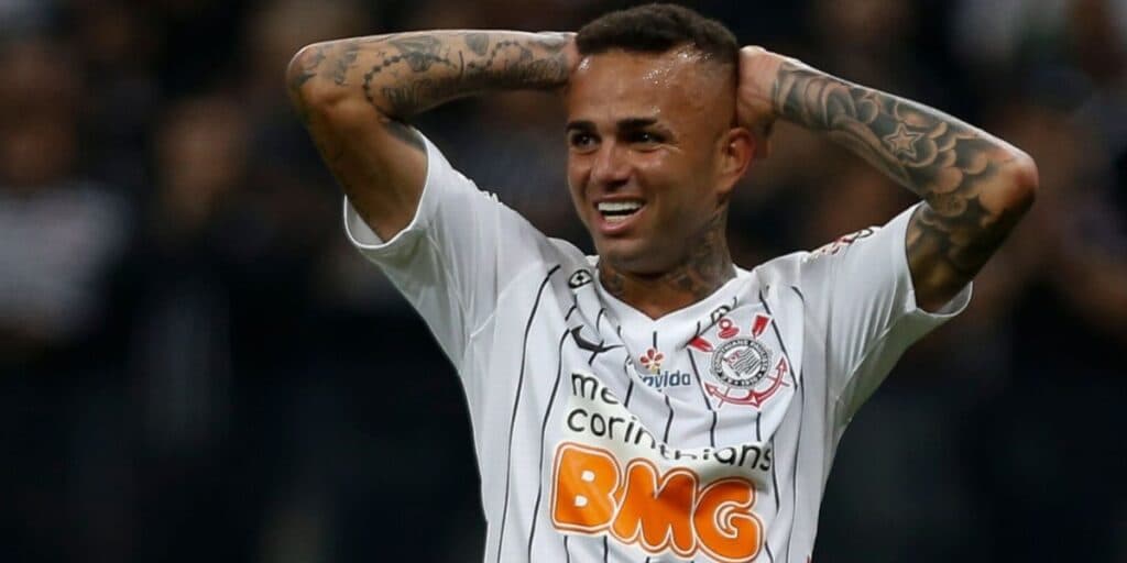 Luan, jogador do Corinthians na mira do técnico do Grêmio (Imagem Reprodução Internet) Luan, jogador do Corinthians na mira do técnico do Grêmio (Imagem Reprodução Internet)