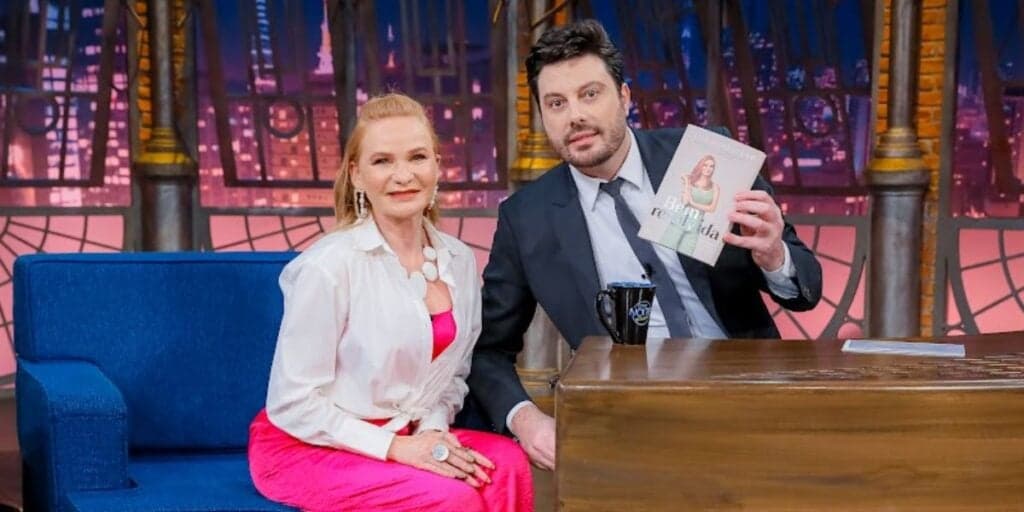 Hoje: Cátia Damasceno fala sobre nova peça no The Noite com Danilo Gentili