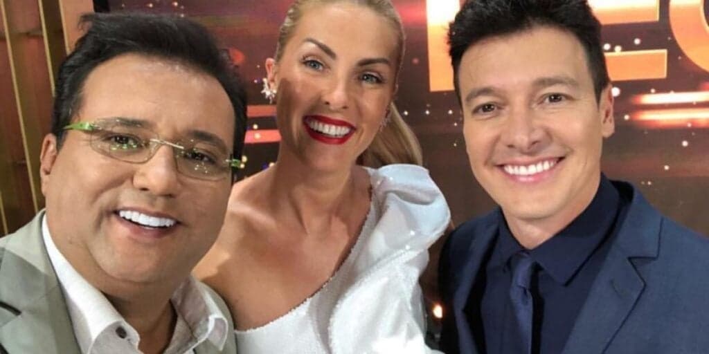 "Estava morrendo": Um dos maiores nomes da Record acaba de se demitir e joga tudo no ventilador