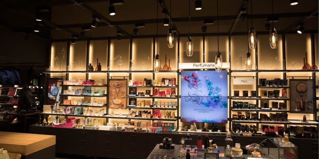 O sol está chegando neste fim de semana: 6 perfumes CHEIROSOS e BARATOS da BOTICÁRIO para usar no calor