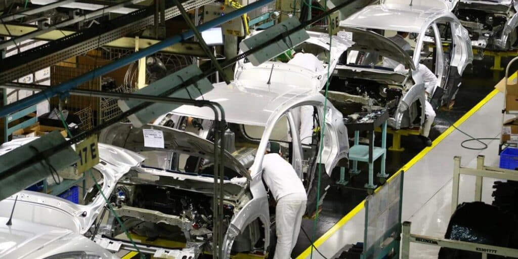 Perigo e medida urgente: Montadora gigante é obrigada a tirar 1,2 milhão de carros das ruas por falha grave