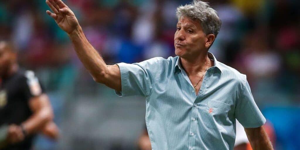 Debanda no Grêmio: Guerra faz à limpa no elenco de Renato Gaúcho com saída de 13 jogadores de uma vez