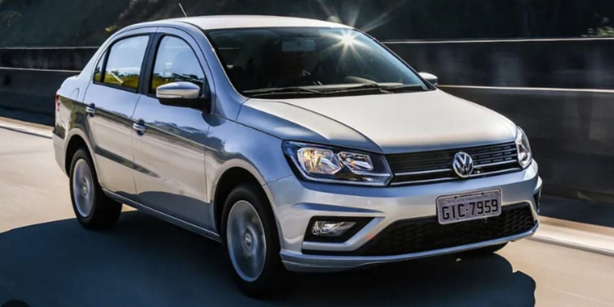 ADEUS: Carros populares amados pelos brasileiros foram alvo de decisão drástica da Volks e da Renault - Foto: reprodução ADEUS: Carros populares amados pelos brasileiros foram alvo de decisão drástica da Volks e da Renault - Foto: reprodução