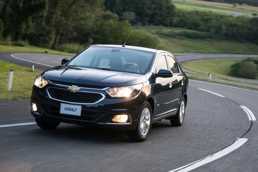 Chevrolet Cobalt, um dos mais usados por motoristas de aplicativo estão na lista (Foto Reprodução/Internet) Chevrolet Cobalt, um dos mais usados por motoristas de aplicativo estão na lista (Foto Reprodução/Internet)