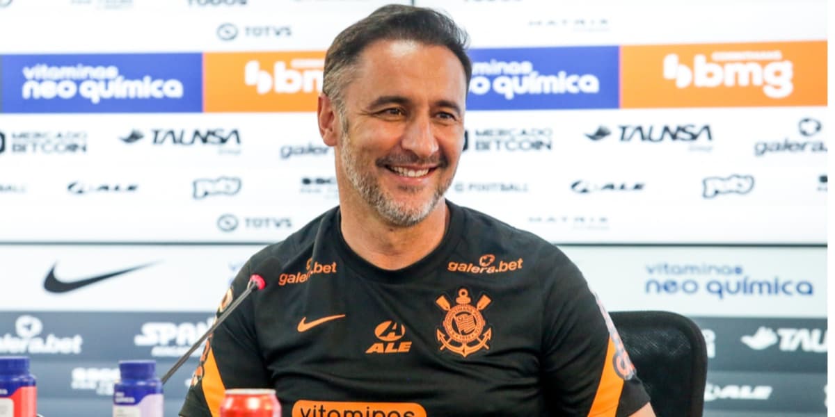Vítor Pereira, quando era técnico do Corinthians (Imagem Reprodução Internet) Vítor Pereira, quando era técnico do Corinthians (Imagem Reprodução Internet)