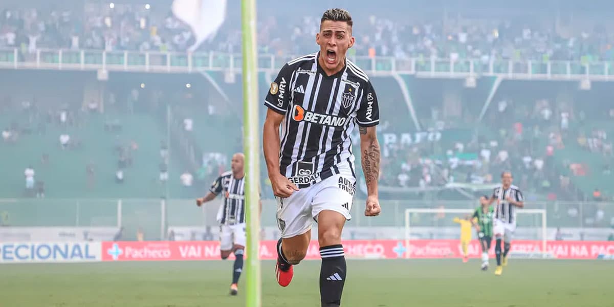 Pavón contra o São Paulo - Foto: Internet Pavón contra o São Paulo - Foto: Internet