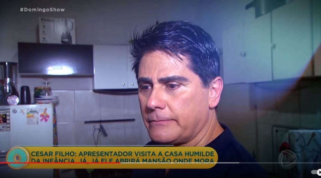 César Filho se emocionou na Record (Foto: Reprodução/ Internet) César Filho se emocionou na Record (Foto: Reprodução/ Internet)