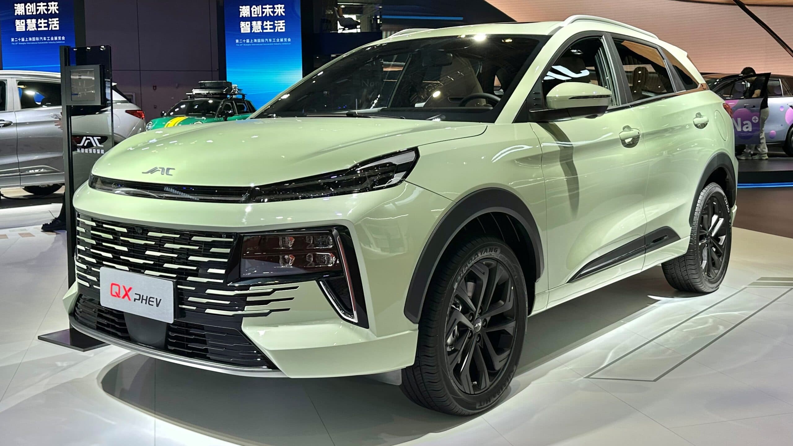 JAC Motors QX PHEV lançamento - Foto Reprodução Internet JAC Motors QX PHEV lançamento - Foto Reprodução Internet
