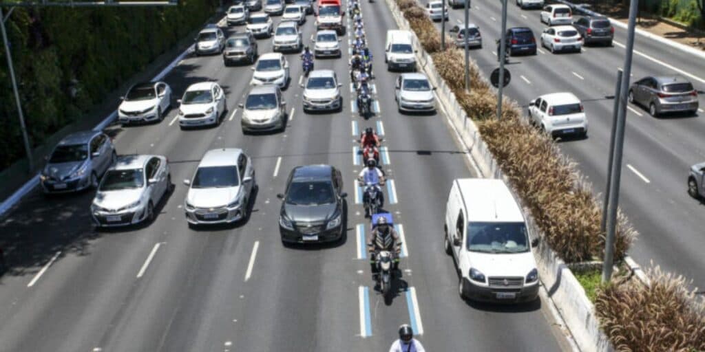 Alerta: Novo documento é obrigatório a partir de hoje (01/09) e motoristas que não tiverem se darão mal