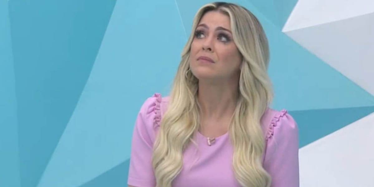 Renata Fan chora com despedida de estrela anunciada no Jogo Aberto - Foto Band Renata Fan chora com despedida de estrela anunciada no Jogo Aberto - Foto Band