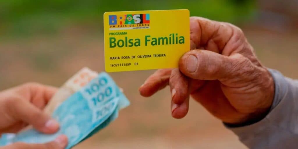 Se prepare para ler isso: Décimo terceiro do Bolsa Família ganha NOVIDADE decisiva sobre PAGAMENTO e data