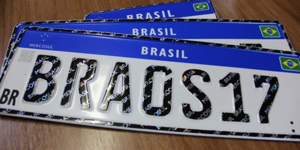 Fim das placas de carros: Informação acaba de ser confirmada e motoristas estão alarmados imediatamente