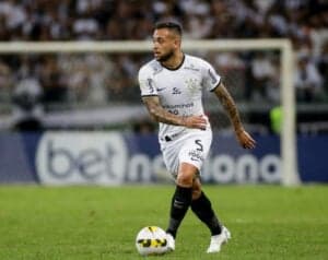 Maycon, do Corinthians, já tem destino certo em 2024 para a tristeza do torcida do timão - Foto Internet Maycon, do Corinthians, já tem destino certo em 2024 para a tristeza do torcida do timão - Foto Internet