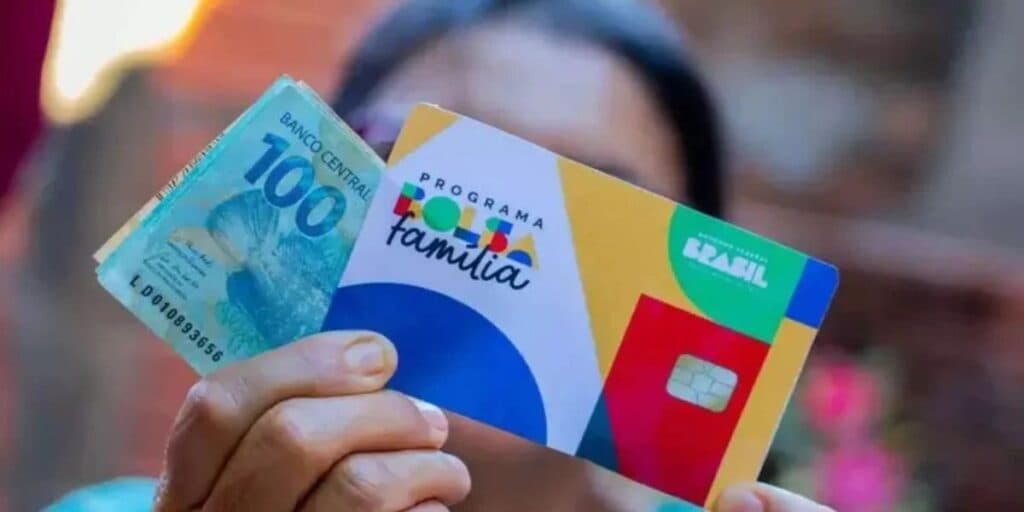 Bolsa Família acaba de confirmar grande VITÓRIA nesta QUINTA (19) e beneficiários soltam fogos de alegria