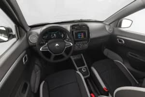 Renault Kwid E-Tech, sem dúvidas, é um dos modelos de carros mais econômicos do Brasil - Foto Internet Renault Kwid E-Tech, sem dúvidas, é um dos modelos de carros mais econômicos do Brasil - Foto Internet